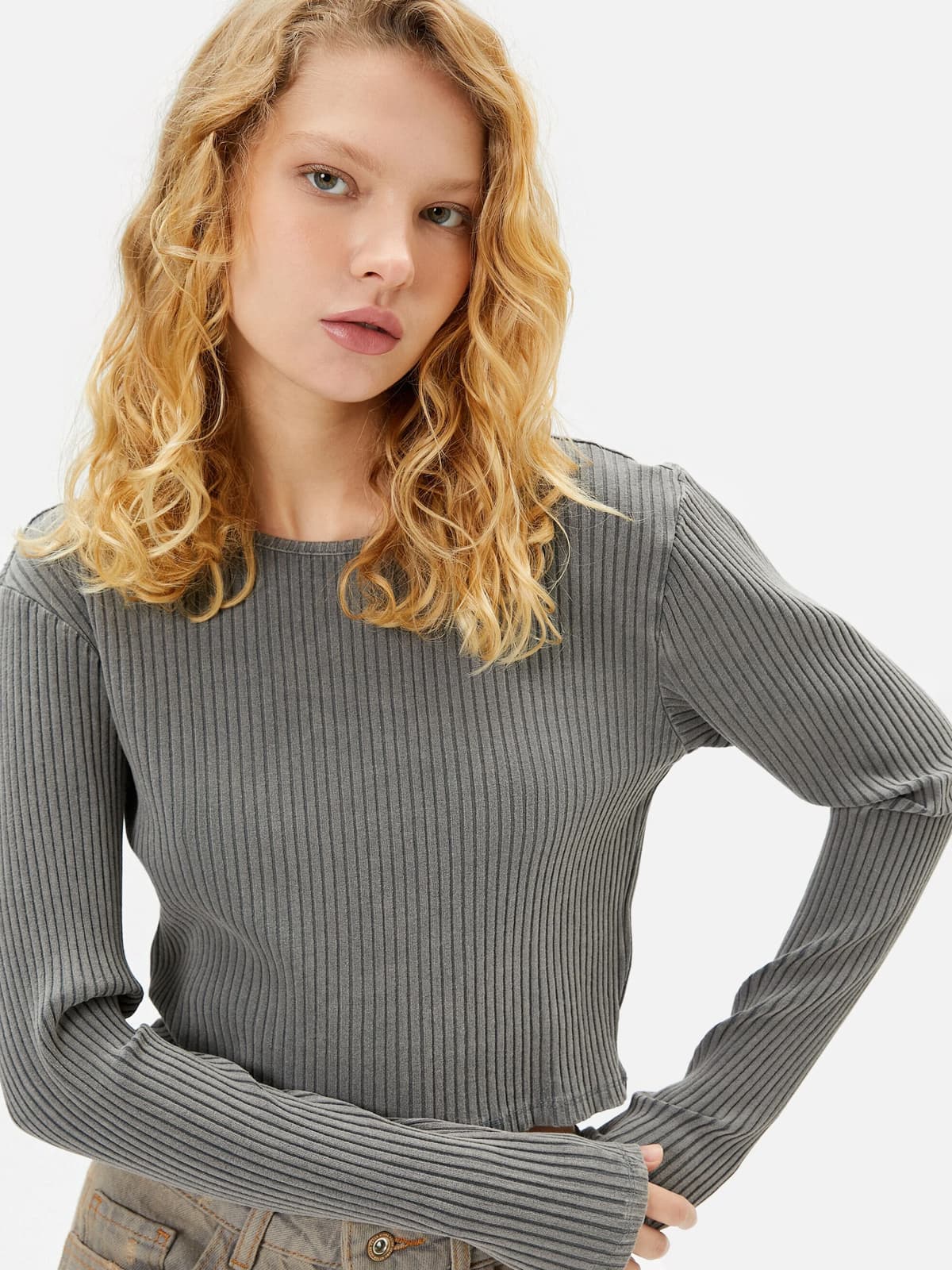 Cotton Long-Sleeve Crop T-shirt